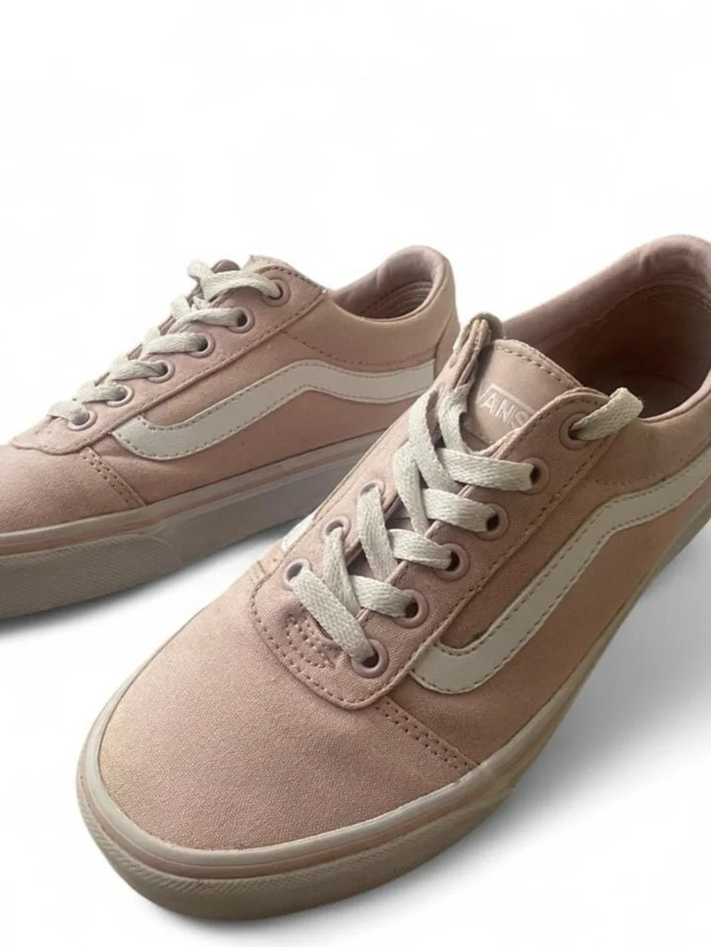 Vans - Picture 4 of 5